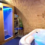 Сasa de vacaciones Völgyhíd Village Balaton Kőröshegy