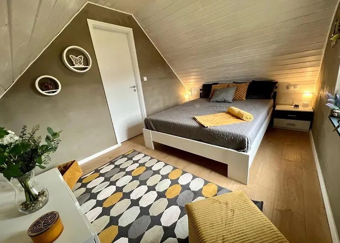 Voelgyhid Village Balaton * Kőröshegy